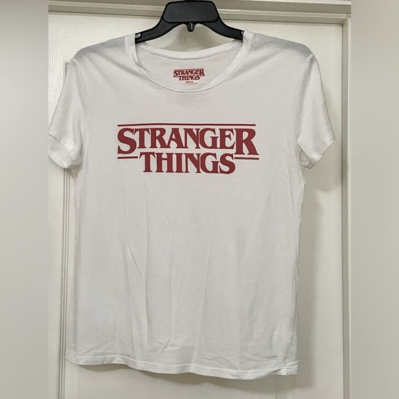 EUC Stranger Things T-Shirt - Picture 1 of 2